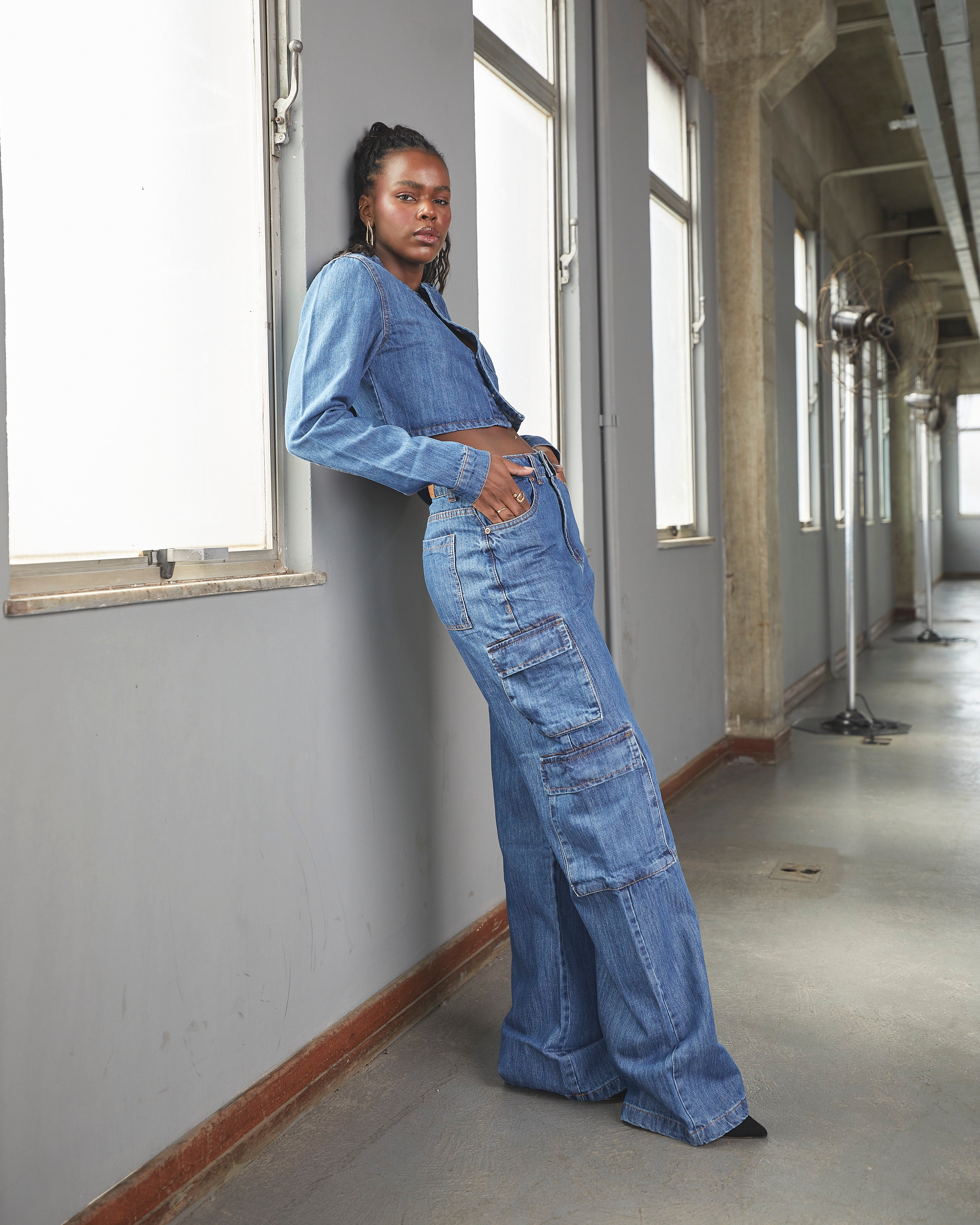 Calça Cargo Mendonza - Jeans Escuro Imagem secundária do produto