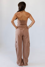 Macacão Chicago Marrom Mocha Mousse