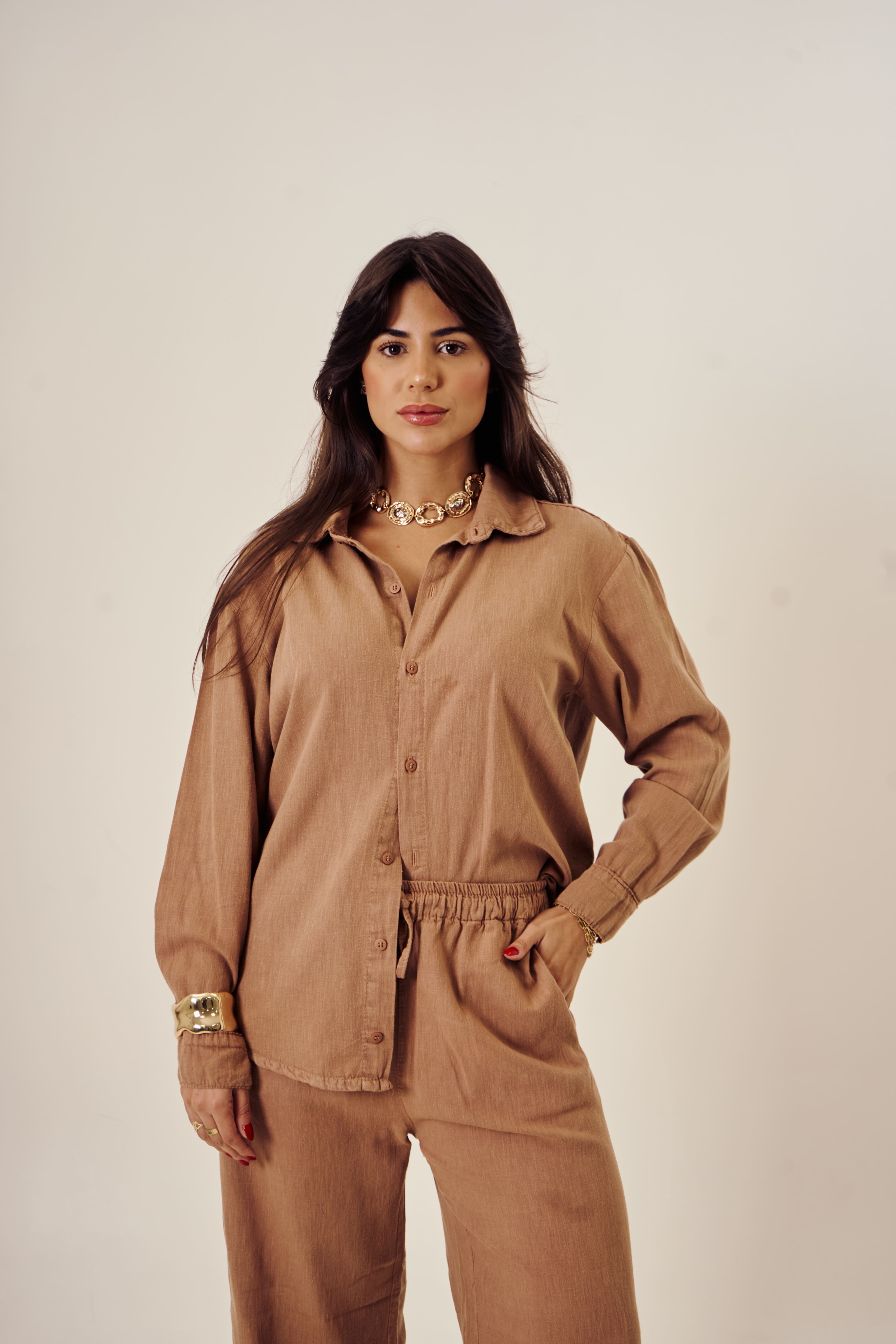 Camisa Viscolinho Marrom Mocha Imagem principal do produto