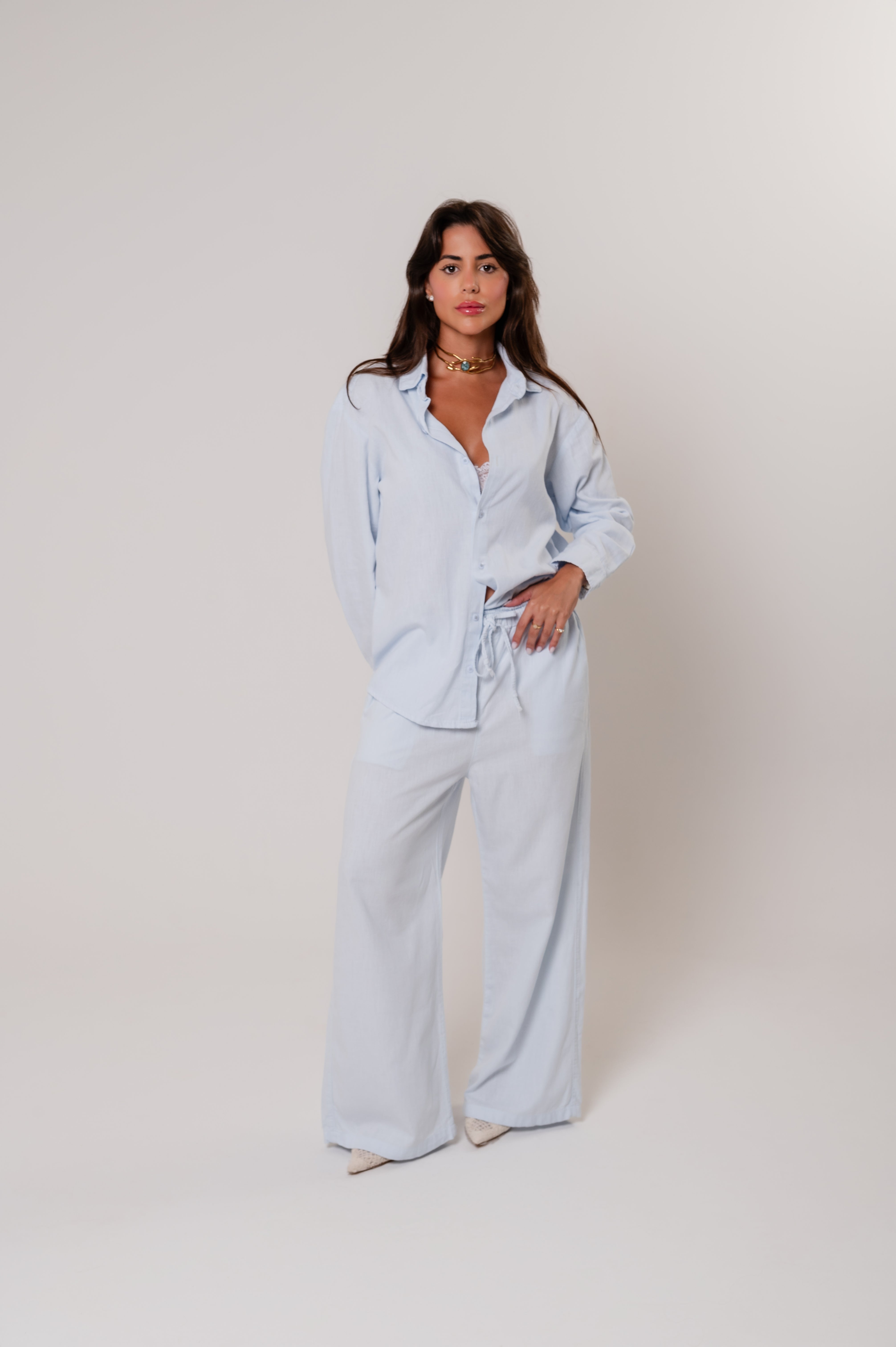 Calça Viscolinho Cós Elástico Azul Imagem secundária do produto