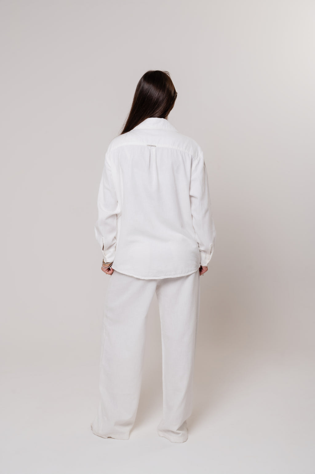 Camisa Viscolinho Oversized Branca